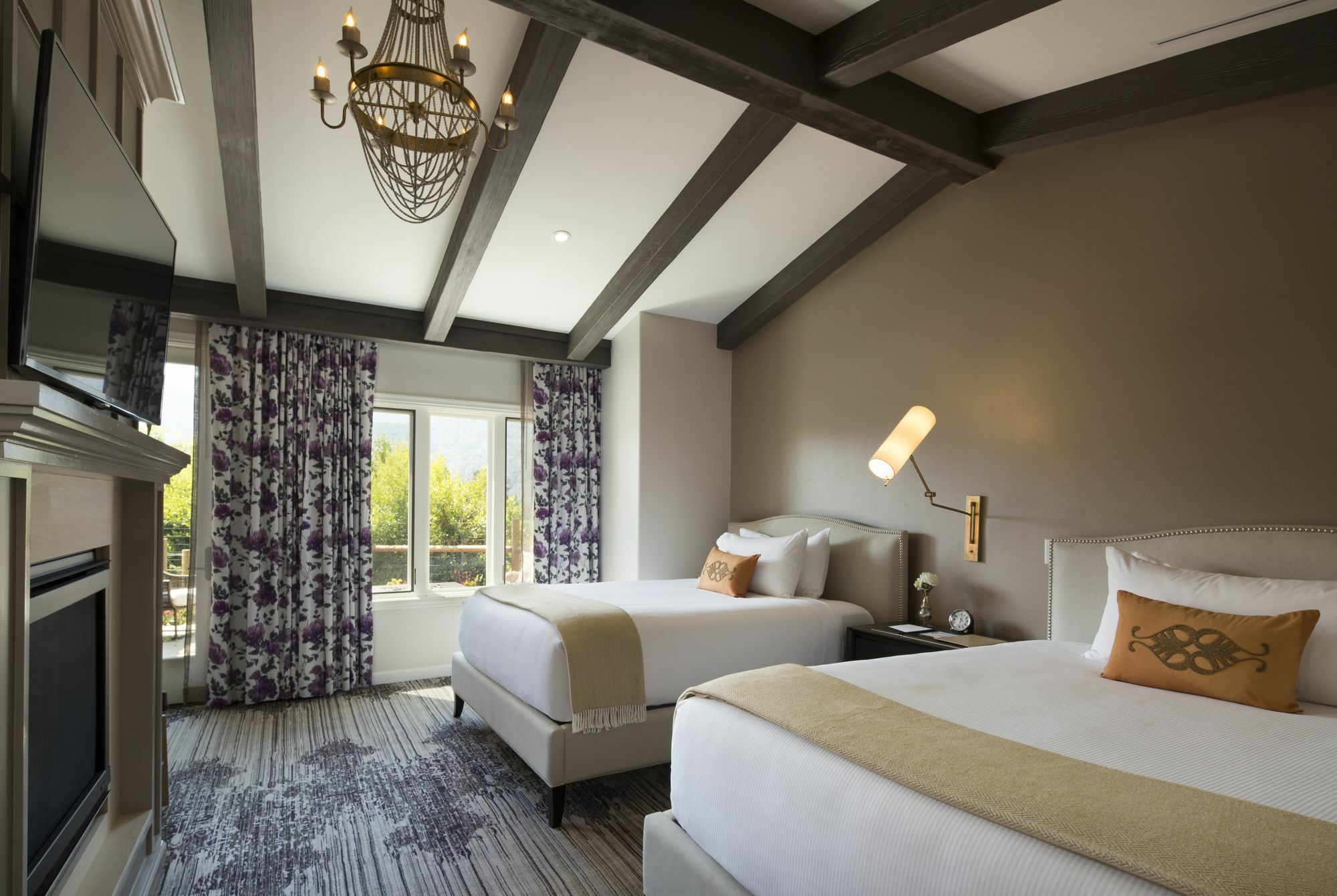 เบอร์นาดัส ลอดจ์ แอนด์ สปา Hotel คาร์เมลวัลเลย์ ภายนอก รูปภาพ